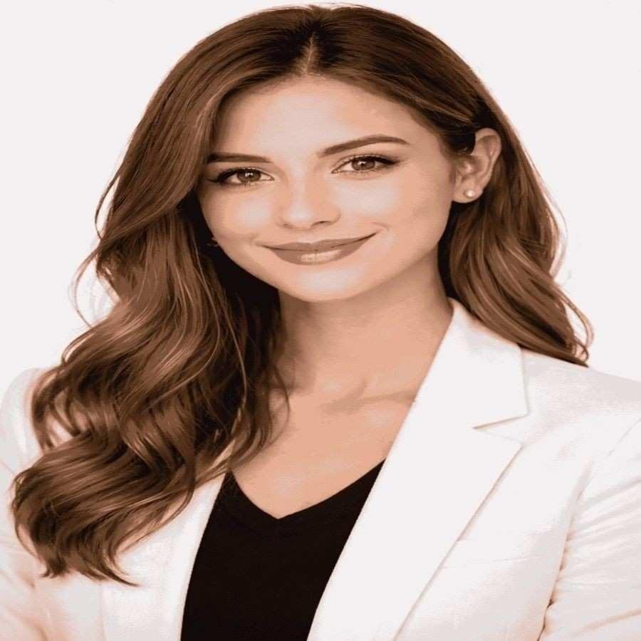 Clara Whitmoree